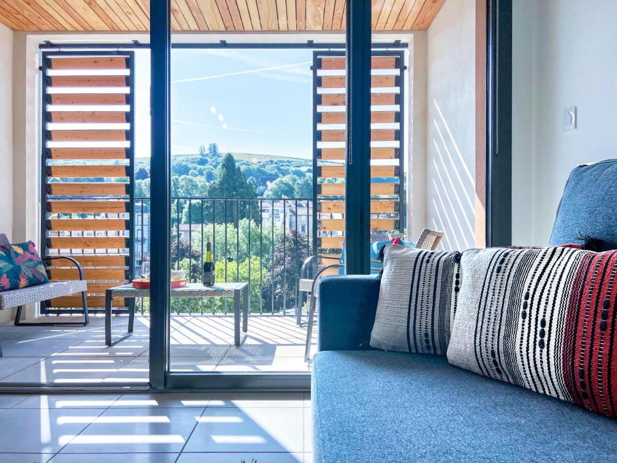 Appartamento Le frère Charmes Aurillac Esterno foto