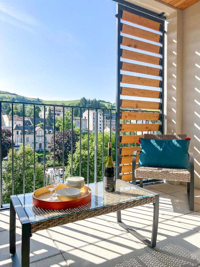 Appartamento Le frère Charmes Aurillac Esterno foto